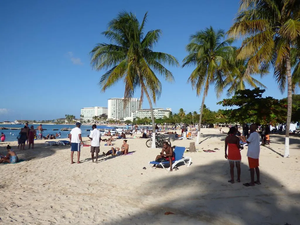 Beach One Bedroom Suite 05 Ocho Rios